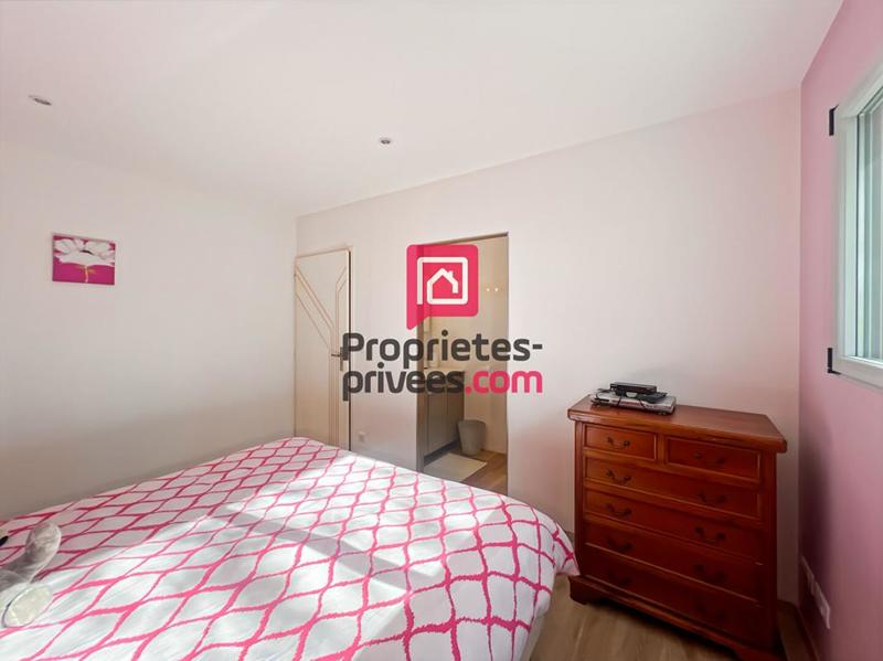 Maison - 200 m² - 7 pièces