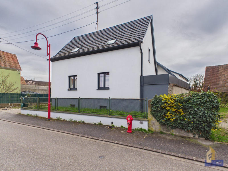 Maison - 82 m² - 4 pièces