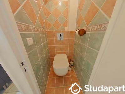 Chambre - 9 m² - 1 pièce