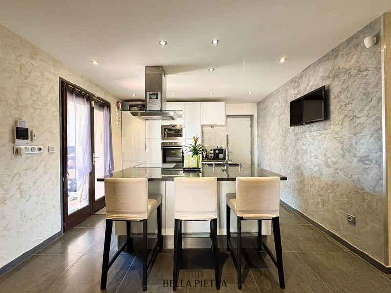 Maison - 146 m² - 5 pièces