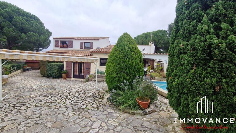 Maison - 176 m² - 7 pièces