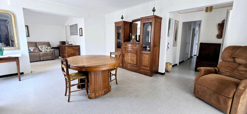 Maison - 98 m² - 5 pièces