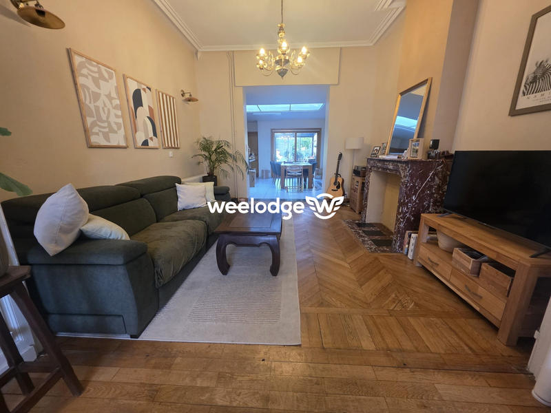 Maison - 160 m² - 5 pièces