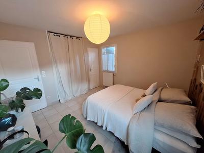 Appartement - 79 m² - 3 pièces