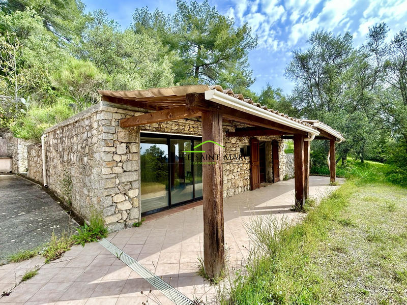 Maison - 132 m² - 2 pièces