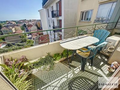 Appartement - 83 m² - 3 pièces