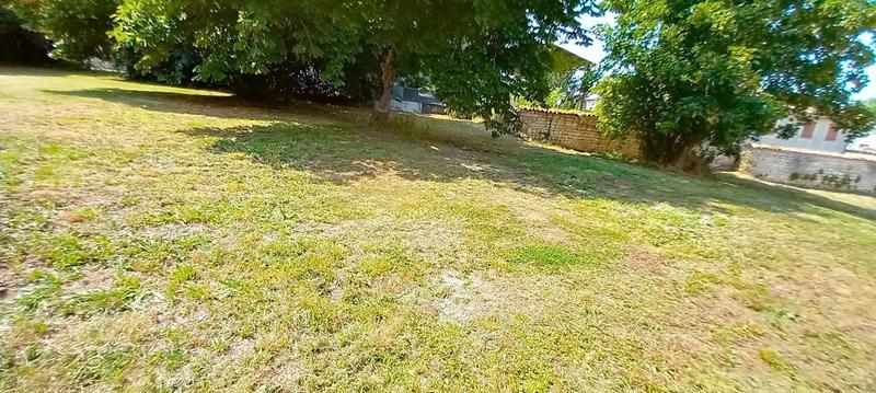 Maison - 235 m² - 9 pièces