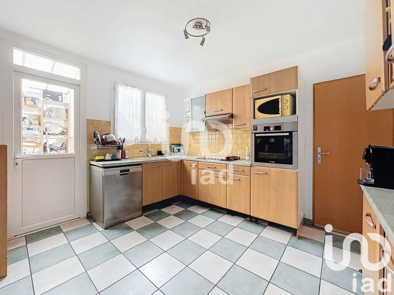 Maison - 104 m² - 5 pièces