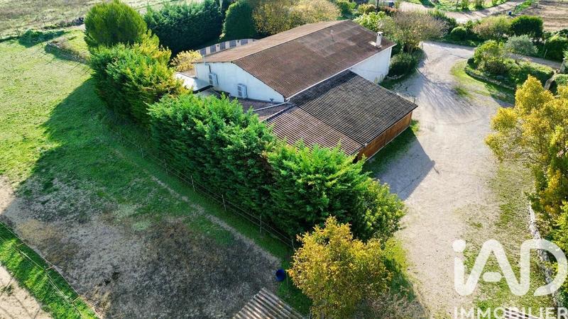 Maison - 333 m² - 5 pièces