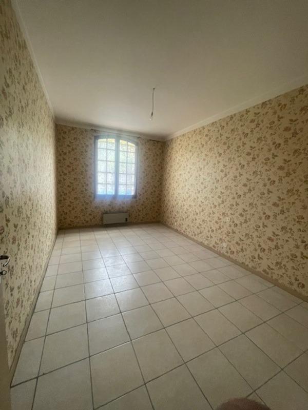 Propriété - 250 m² - 15 pièces