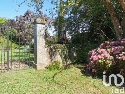 Maison - 550 m² - 16 pièces