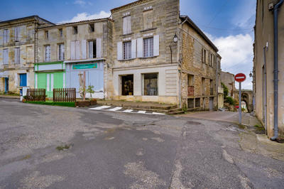 Maison - 200 m² - 5 pièces