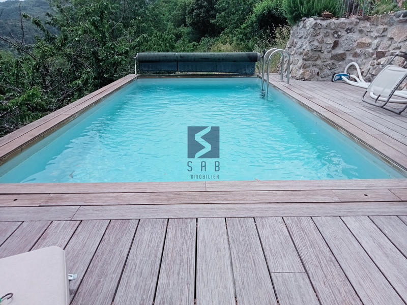 Maison - 113 m² - 5 pièces