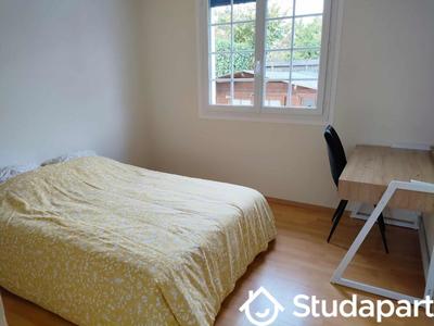 Chambre - 12 m² - 1 pièce