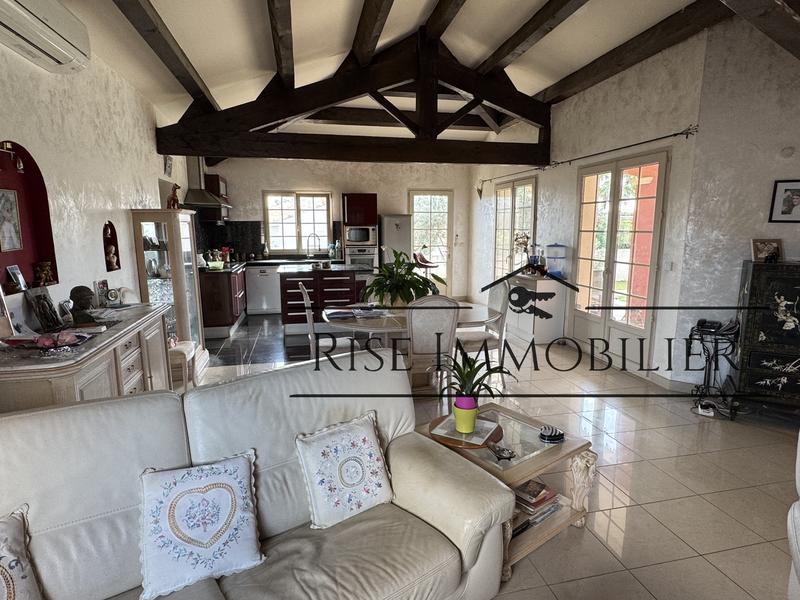 Villa - 163 m² - 5 pièces