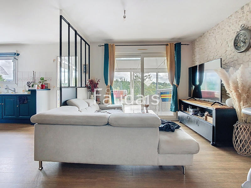 Maison - 122 m² - 6 pièces