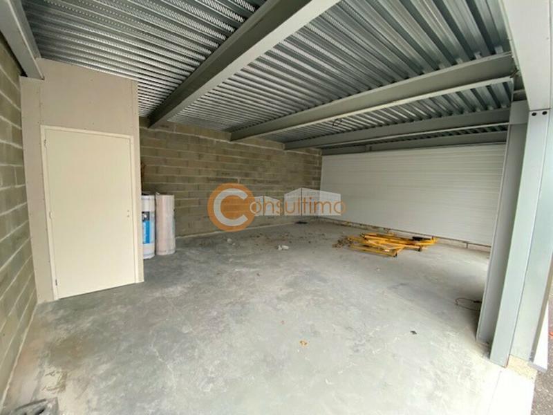 Local d'activité / Entrepôt - 47 m²