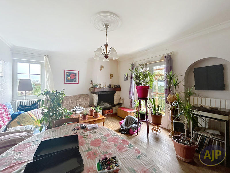 Maison - 76 m² - 4 pièces