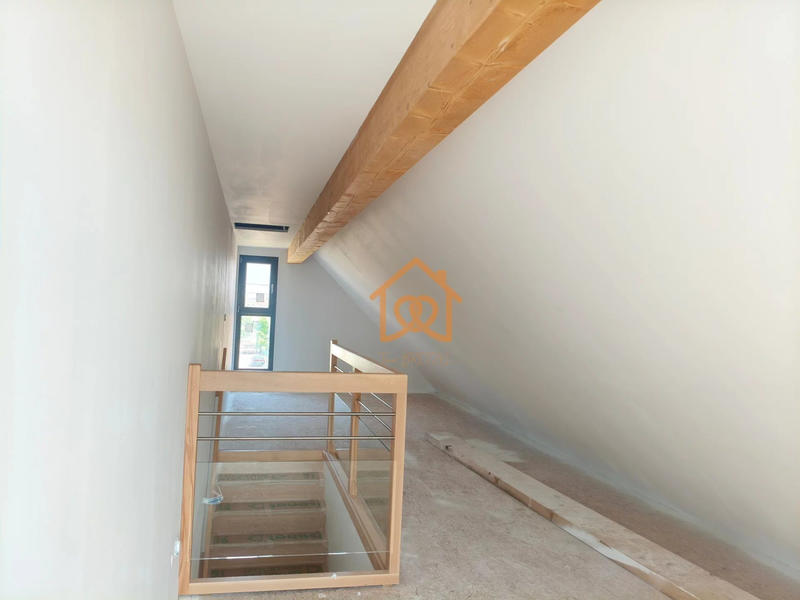 Appartement - 120 m² - 5 pièces