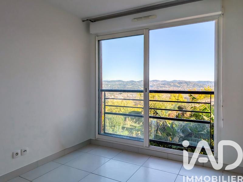 Appartement - 87 m² - 4 pièces