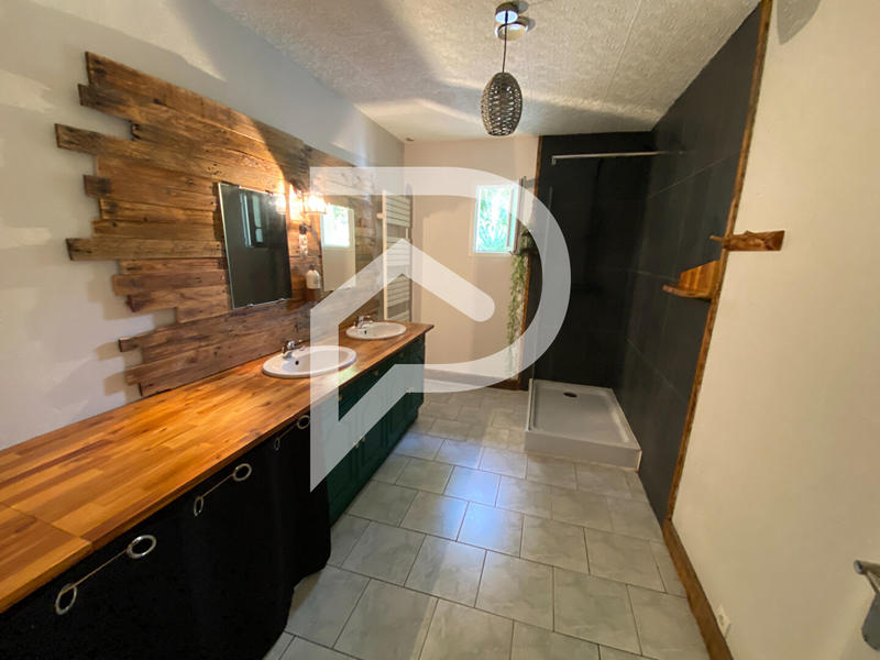 Maison - 120 m² - 4 pièces