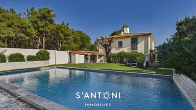 Maison - 380 m² - 11 pièces