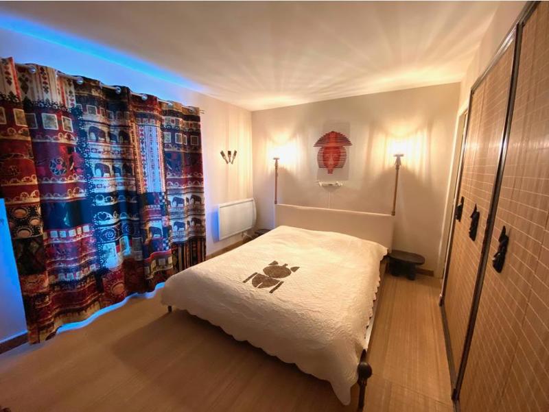 Demeure - 230 m² - 7 pièces