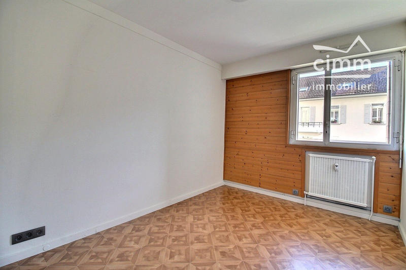 Appartement - 91 m² - 4 pièces