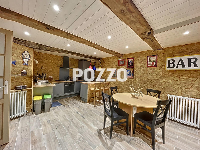 Maison - 94 m² - 5 pièces