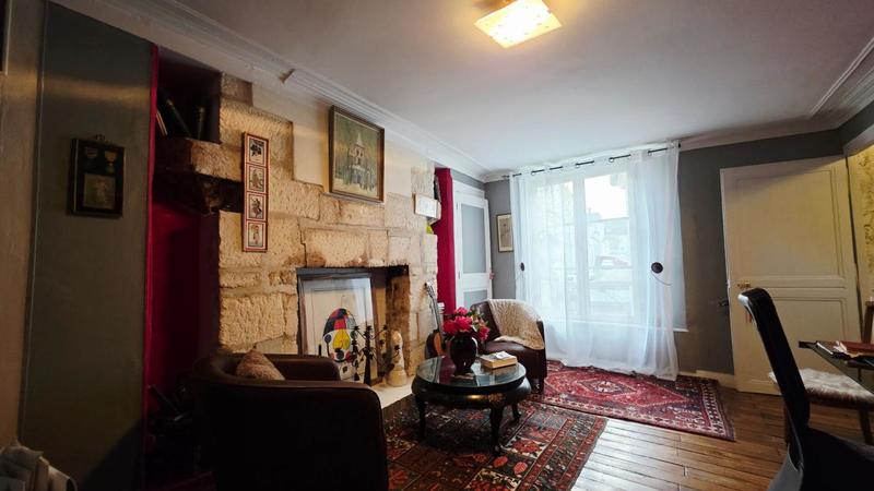 Maison - 141 m² - 9 pièces