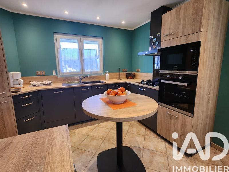 Maison - 111 m² - 6 pièces