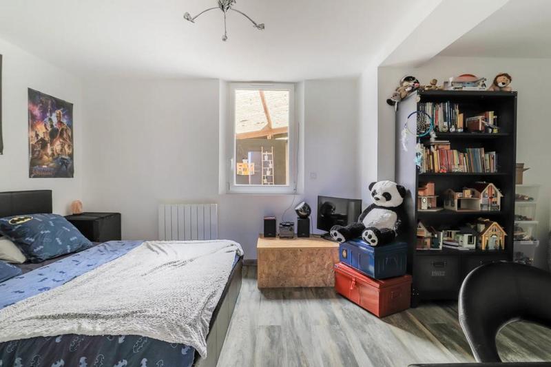 Maison - 227 m² - 5 pièces