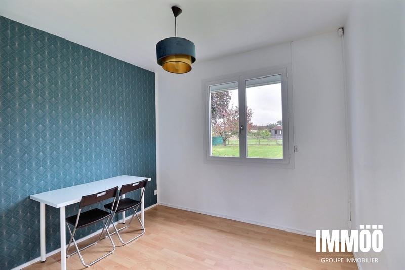 Maison - 90 m² - 5 pièces