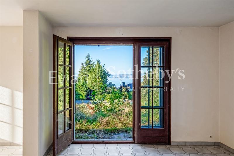 Maison - 172 m² - 8 pièces