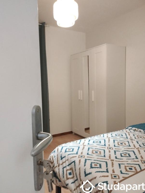 Chambre - 12 m² - 1 pièce