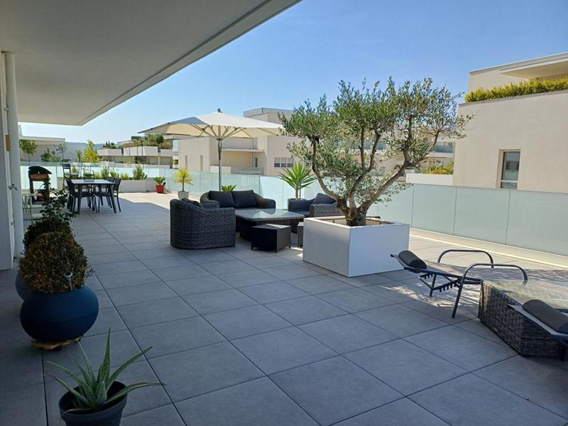 Appartement - 94 m² - 3 pièces