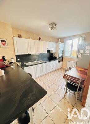 Maison - 88 m² - 5 pièces