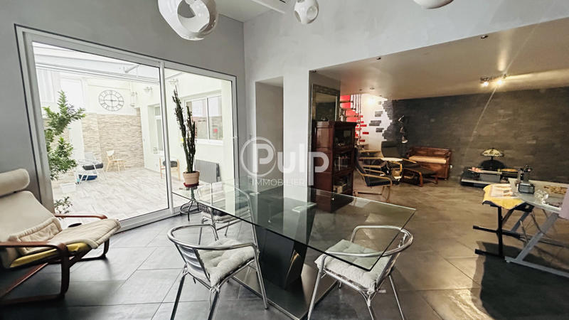 Immeuble - 250 m² - 7 pièces