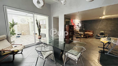 Immeuble - 250 m² - 7 pièces