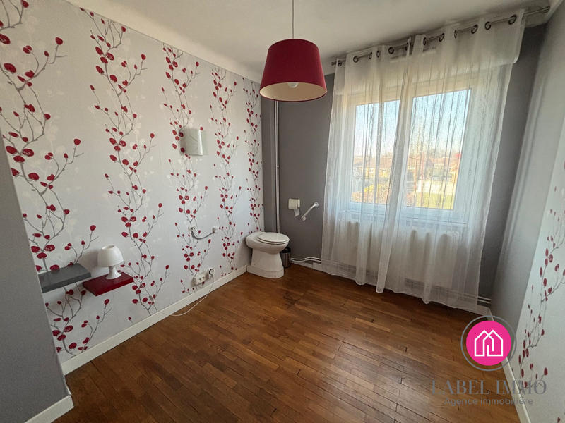 Maison - 150 m² - 8 pièces