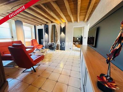 Maison - 162 m² - 6 pièces