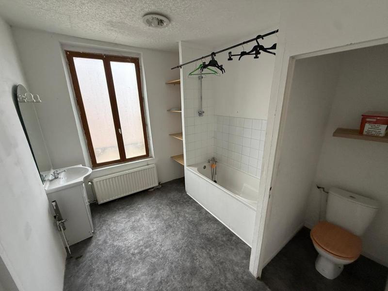 Maison - 140 m² - 3 pièces