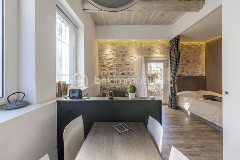 Maison en pierre - 151 m² - 7 pièces