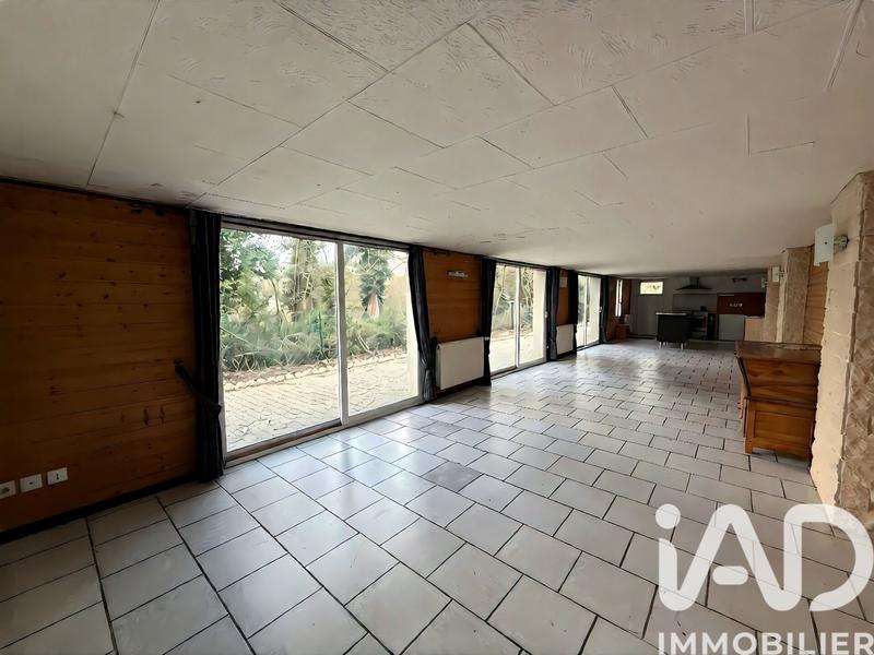 Maison - 209 m² - 6 pièces