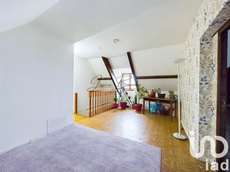 Maison - 260 m² - 7 pièces