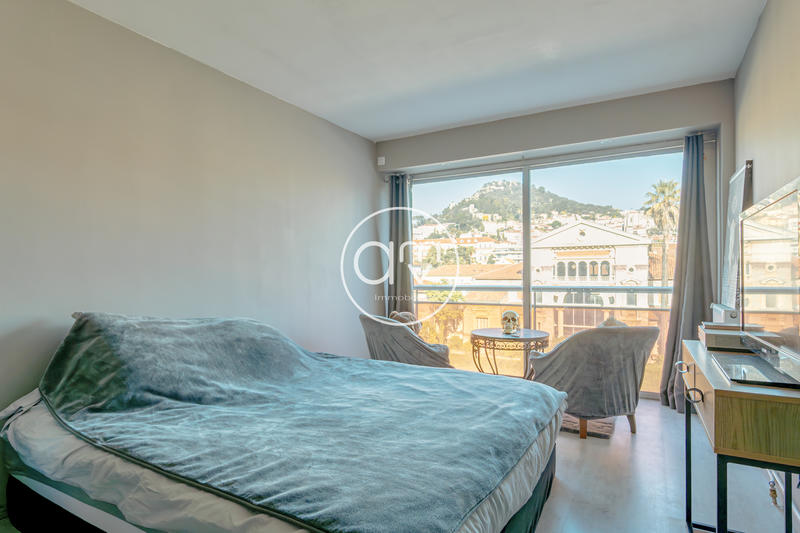 Appartement - 104 m² - 4 pièces