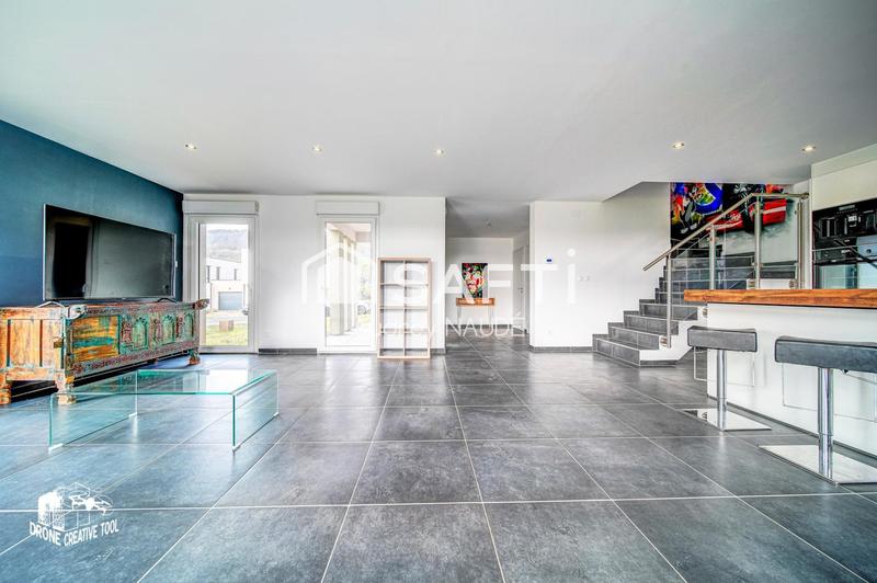 Maison - 112 m² - 5 pièces