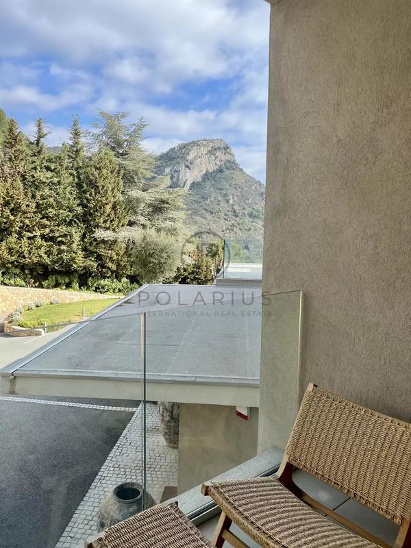 Villa - 445 m² - 7 pièces