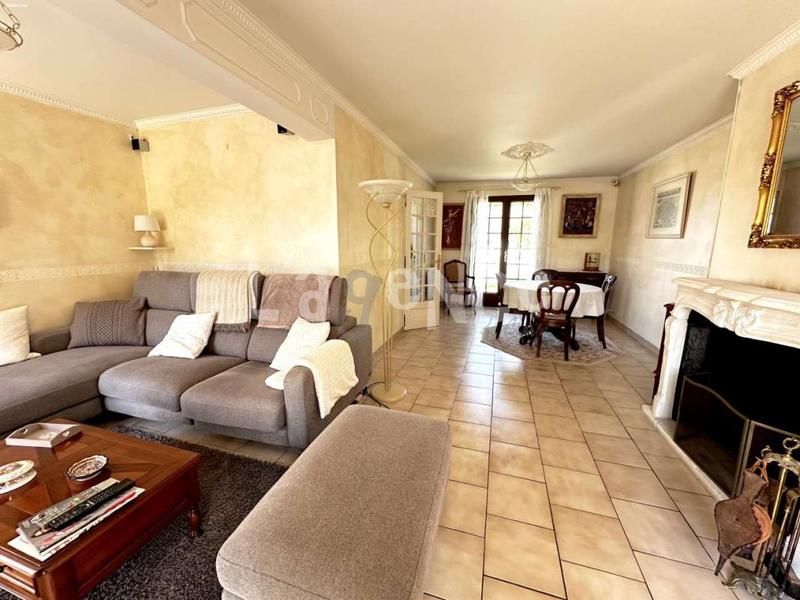 Pavillon - 123 m² - 6 pièces