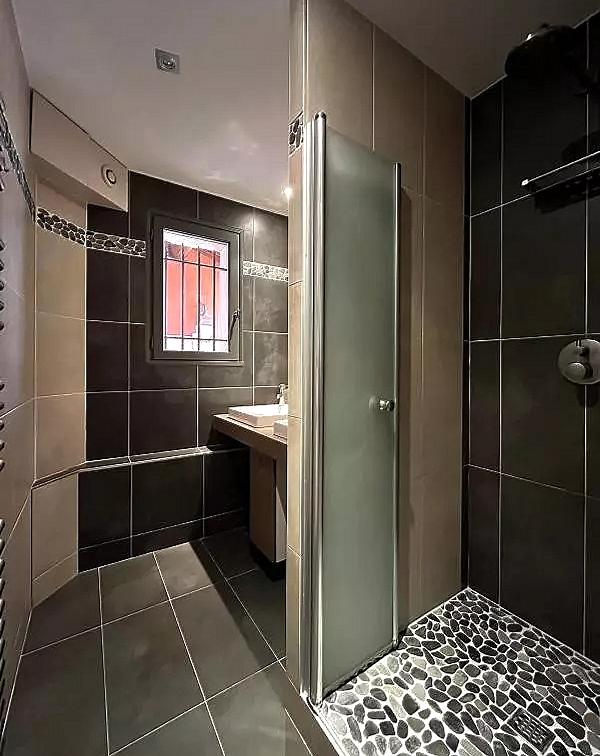 Villa - 145 m² - 9 pièces